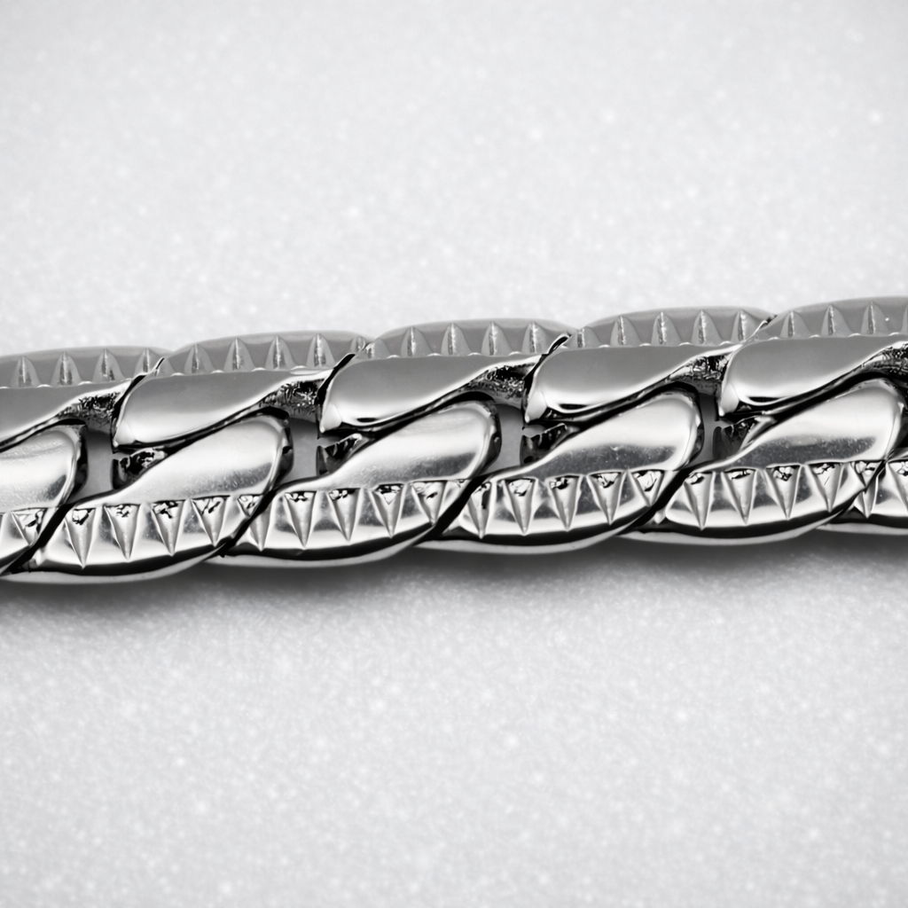 Titan Miami Necklace