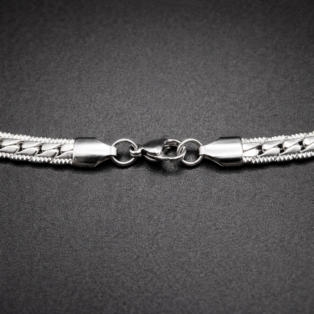 Titan Miami Necklace